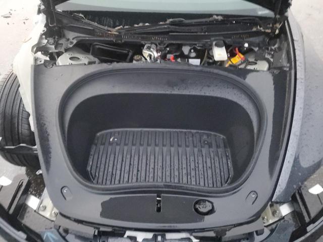 Фото 11 - TESLA MODEL 3