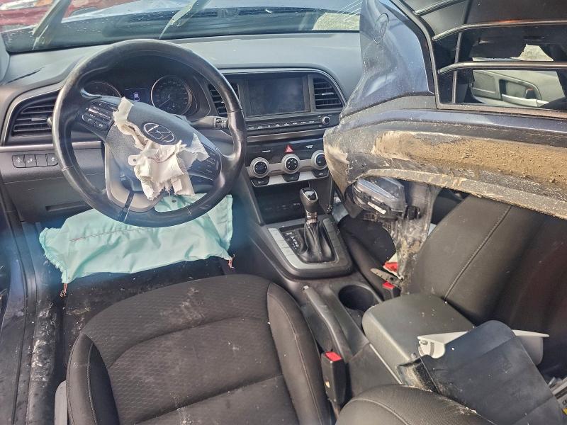 Фото 8 - HYUNDAI ELANTRA