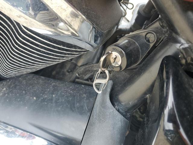 KAWASAKI VULCAN 900 2006