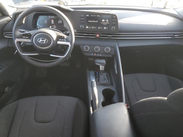 Фото 8 - HYUNDAI ELANTRA