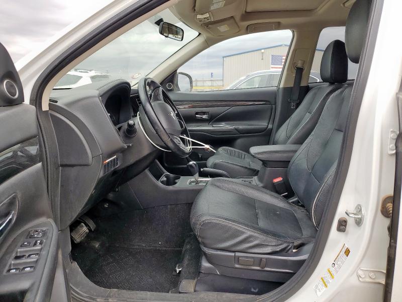 Фото 7 - MITSUBISHI OUTLANDER