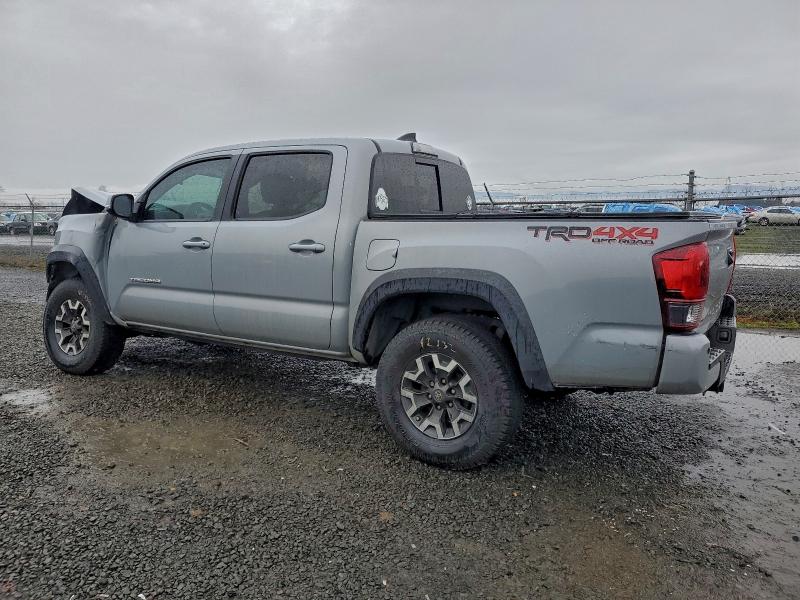 Фото 2 - TOYOTA TACOMA