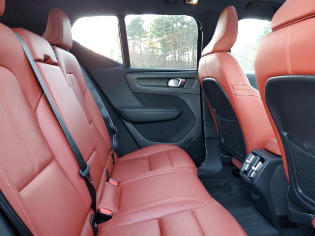 VOLVO XC40 2019 VIN YV4162UK3K2053144