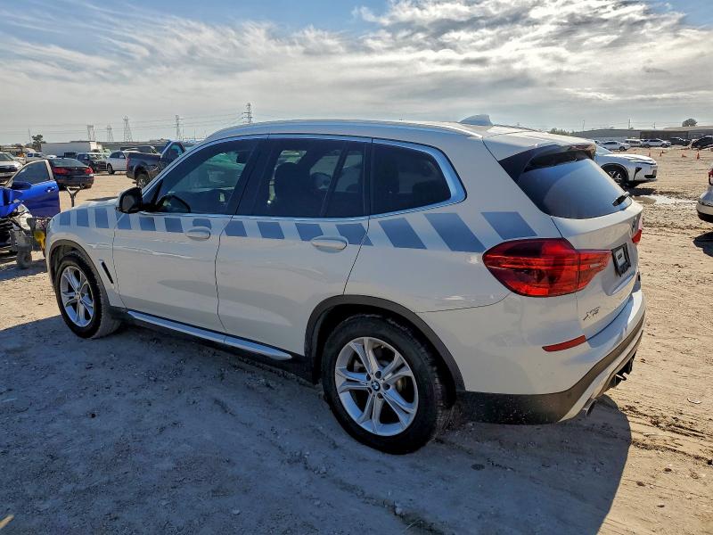 Фото 2 - BMW X3