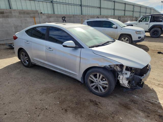 Фото 4 - HYUNDAI ELANTRA