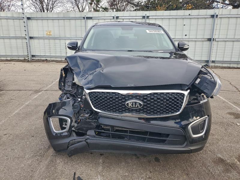 Фото 5 - KIA SORENTO