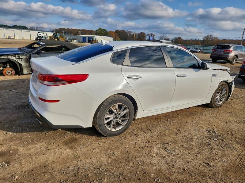 Фото 3 - KIA OPTIMA