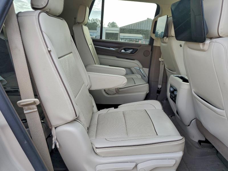 Фото 10 - GMC YUKON