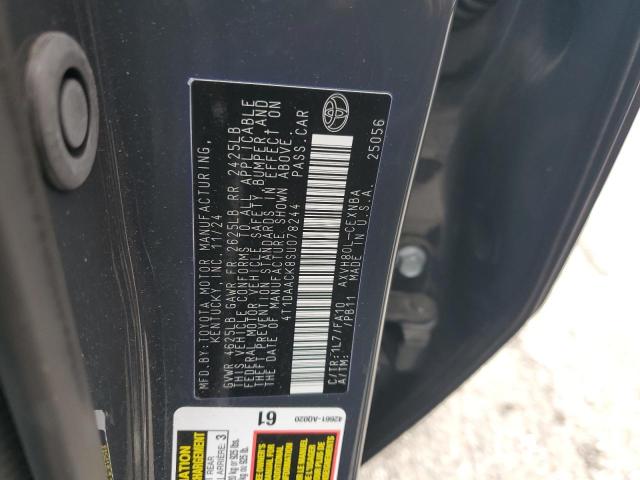 Фото 13 - TOYOTA CAMRY