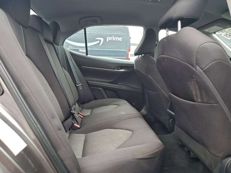 Фото 10 - TOYOTA CAMRY