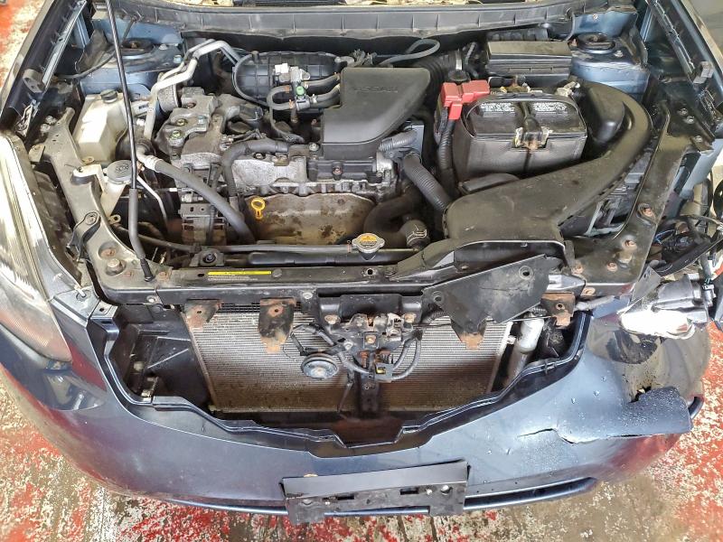 Фото 12 - NISSAN ROGUE