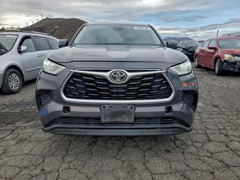 Фото 5 - TOYOTA HIGHLANDER