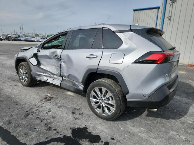 Фото 2 - TOYOTA RAV4