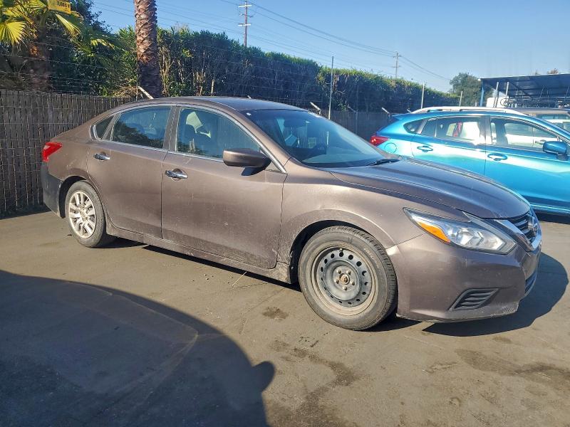 Фото 4 - NISSAN ALTIMA