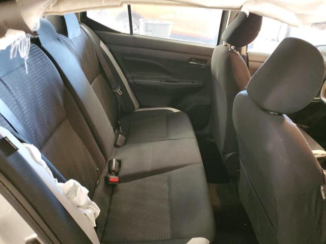 Фото 10 - NISSAN VERSA