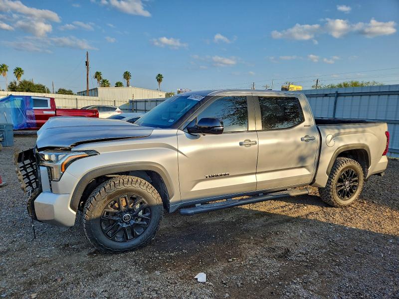 Фото 1 - TOYOTA TUNDRA