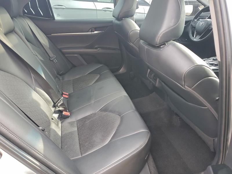 Фото 10 - TOYOTA CAMRY