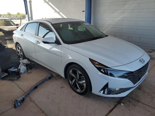 Фото 4 - HYUNDAI ELANTRA