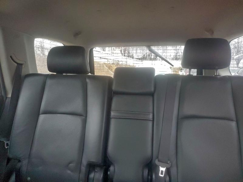 Фото 10 - TOYOTA 4RUNNER