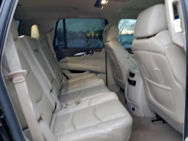 Фото 11 - CADILLAC ESCALADE