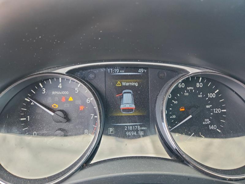 Фото 9 - NISSAN ROGUE