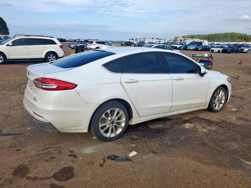 Фото 3 - FORD FUSION