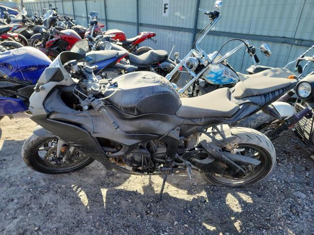 KAWASAKI NINJA 600 2025