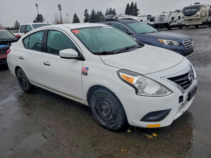 Фото 4 - NISSAN VERSA