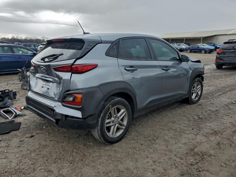 Фото 3 - HYUNDAI KONA