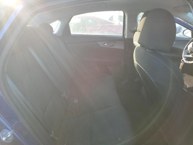 Фото 10 - KIA FORTE