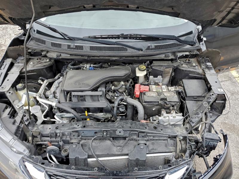 Фото 12 - NISSAN ROGUE