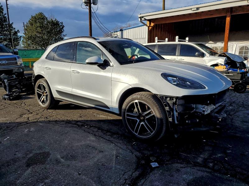 Фото 4 - PORSCHE MACAN