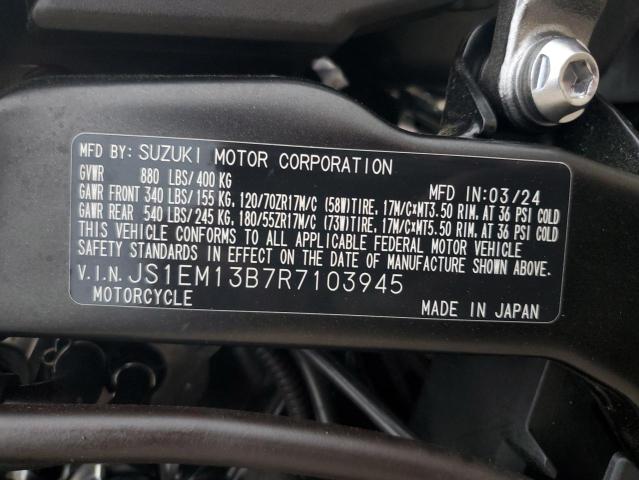 SUZUKI GSX800 F 2024