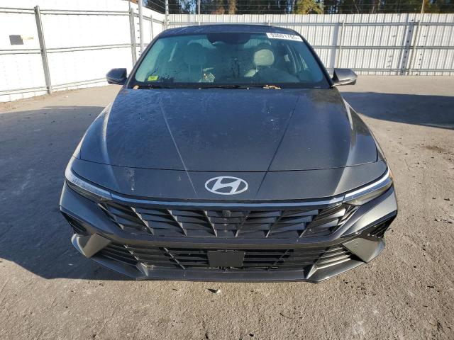 Фото 5 - HYUNDAI ELANTRA