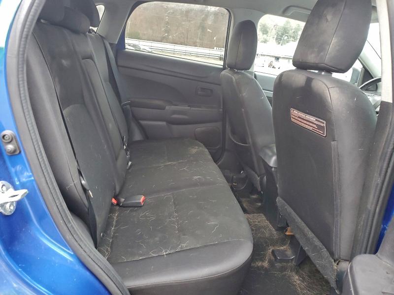 Фото 11 - MITSUBISHI OUTLANDER