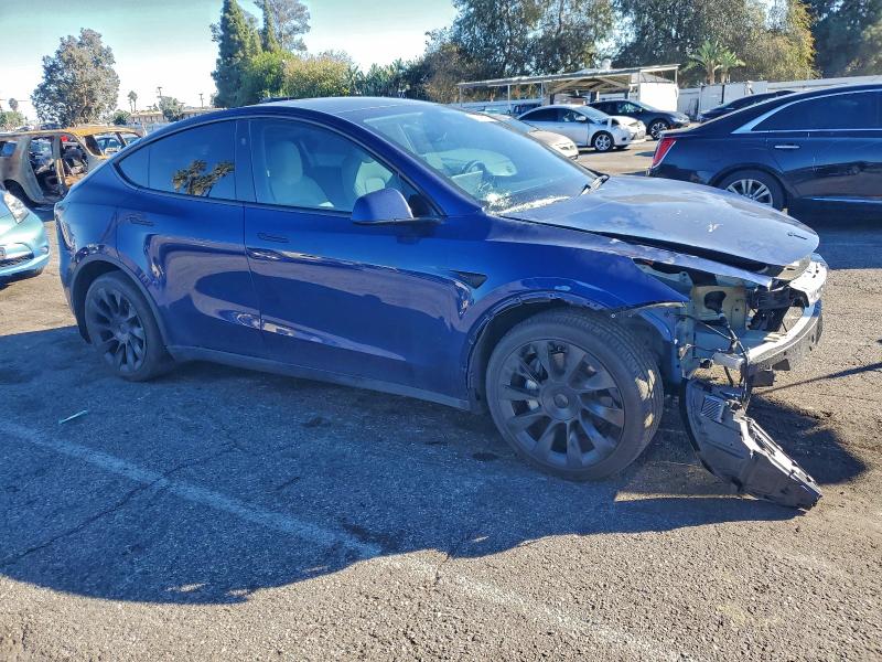 Фото 4 - TESLA MODEL Y