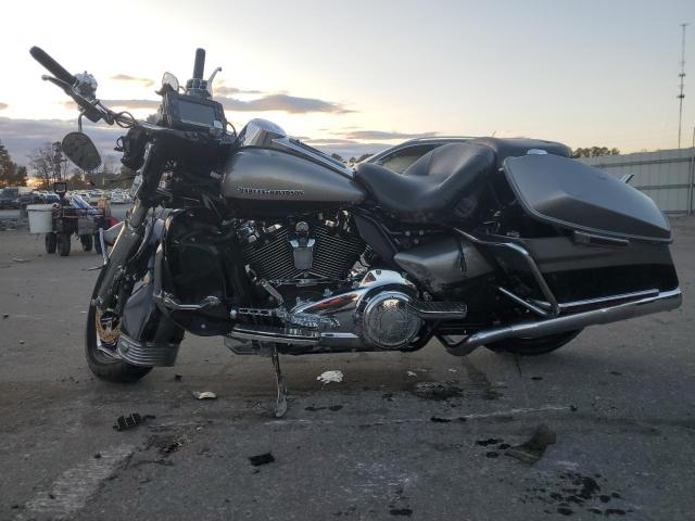 HARLEY-DAVIDSON FL 2017