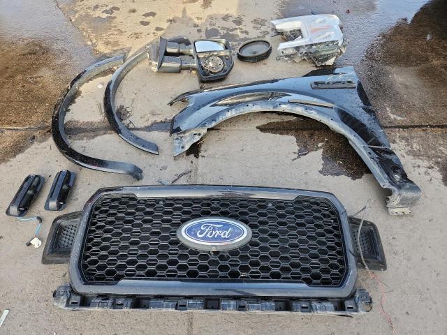 Фото 12 - FORD F-150