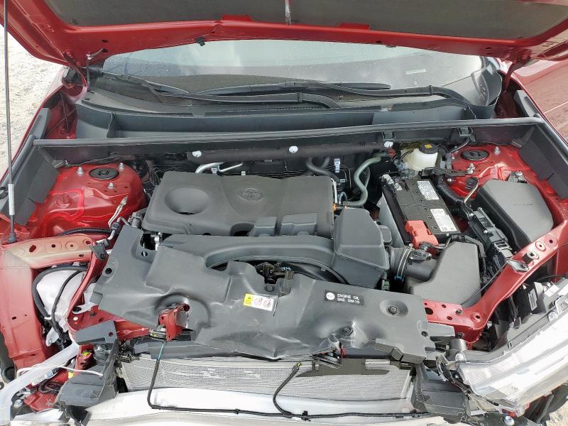 Фото 11 - TOYOTA RAV4