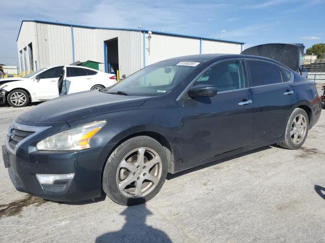 Фото 1 - NISSAN ALTIMA