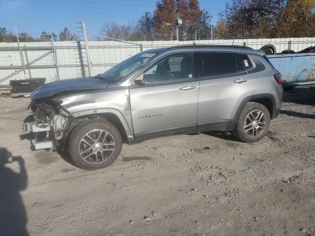 Фото 1 - JEEP COMPASS