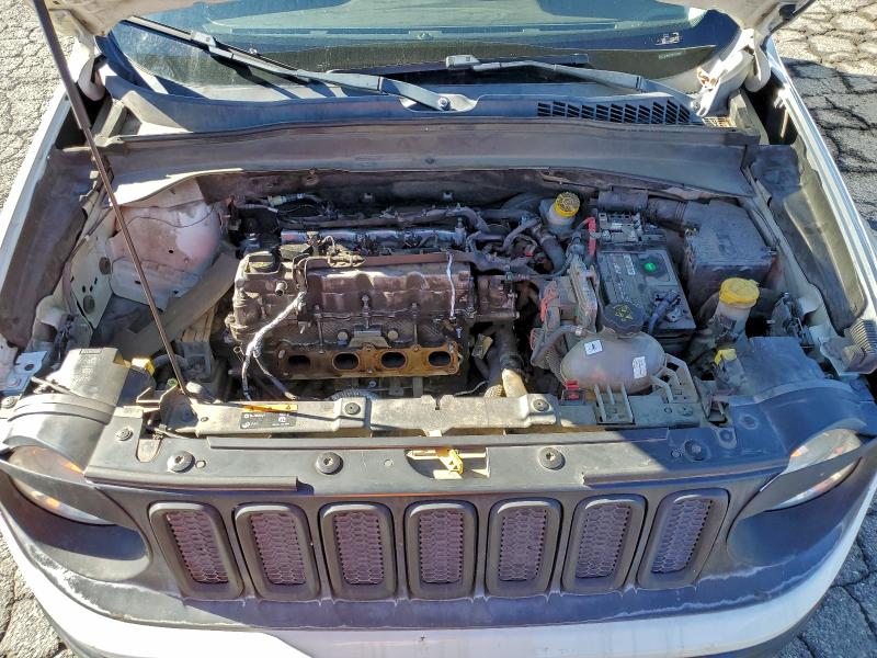 Фото 11 - JEEP RENEGADE