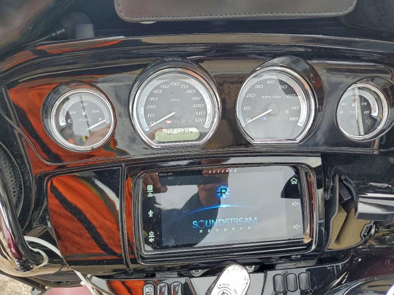 HARLEY-DAVIDSON FL 2015