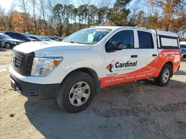 Фото 1 - NISSAN TITAN