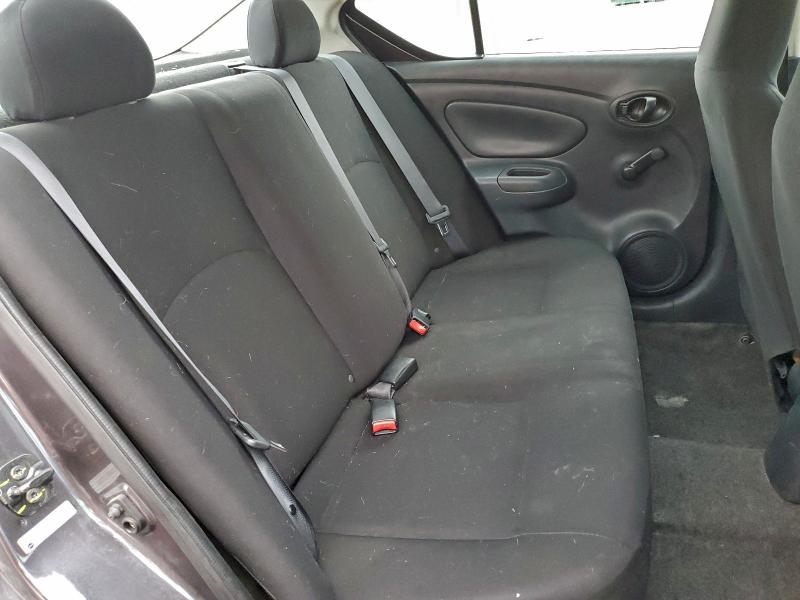 Фото 10 - NISSAN VERSA