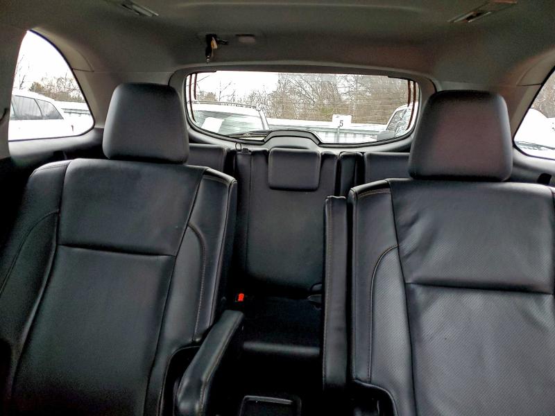 Фото 10 - TOYOTA HIGHLANDER