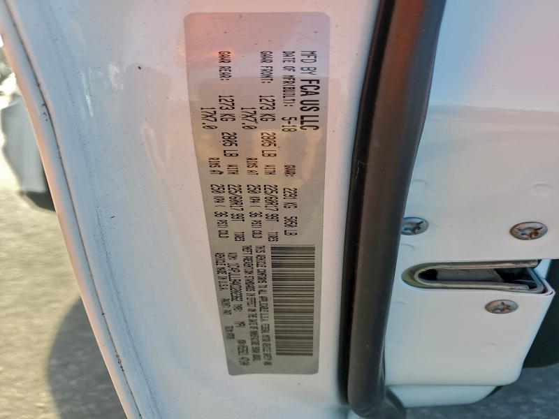 Фото 13 - JEEP GRAND CHER