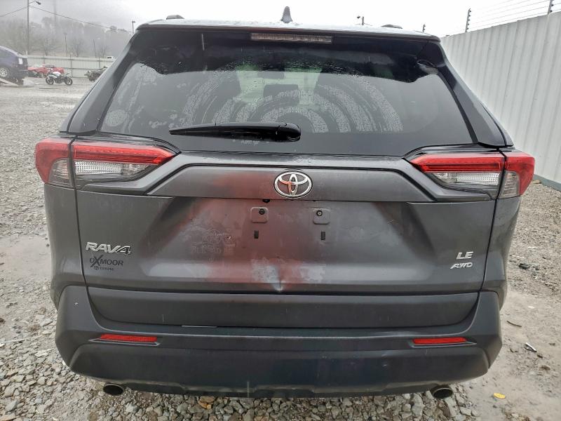 Фото 6 - TOYOTA RAV4