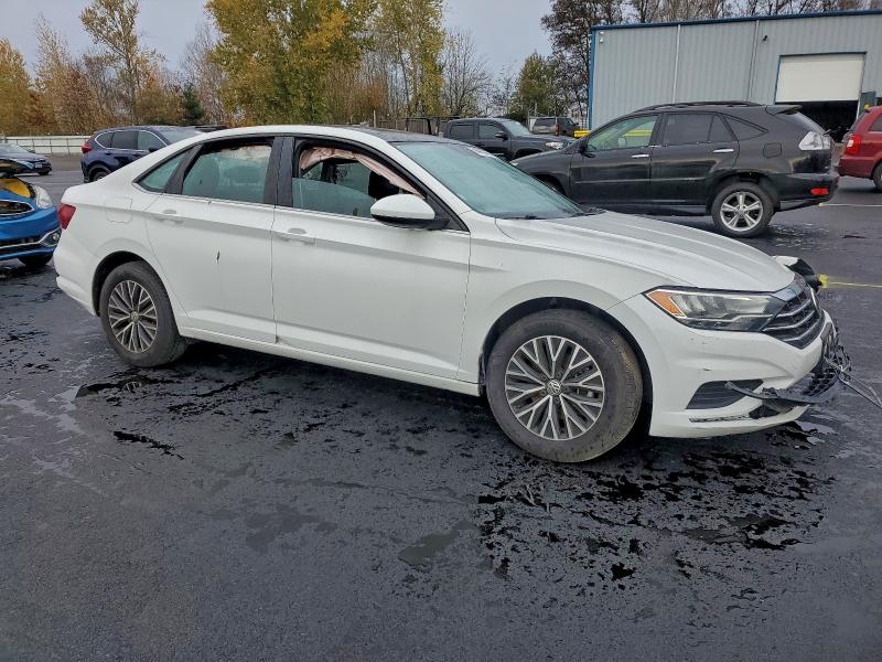 Фото 4 - VOLKSWAGEN JETTA