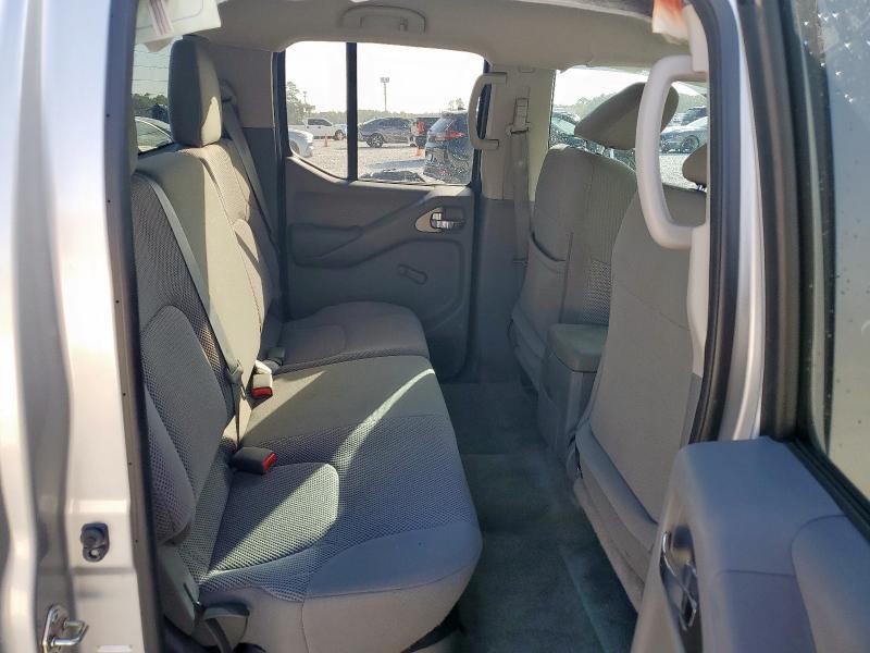 Фото 10 - NISSAN FRONTIER